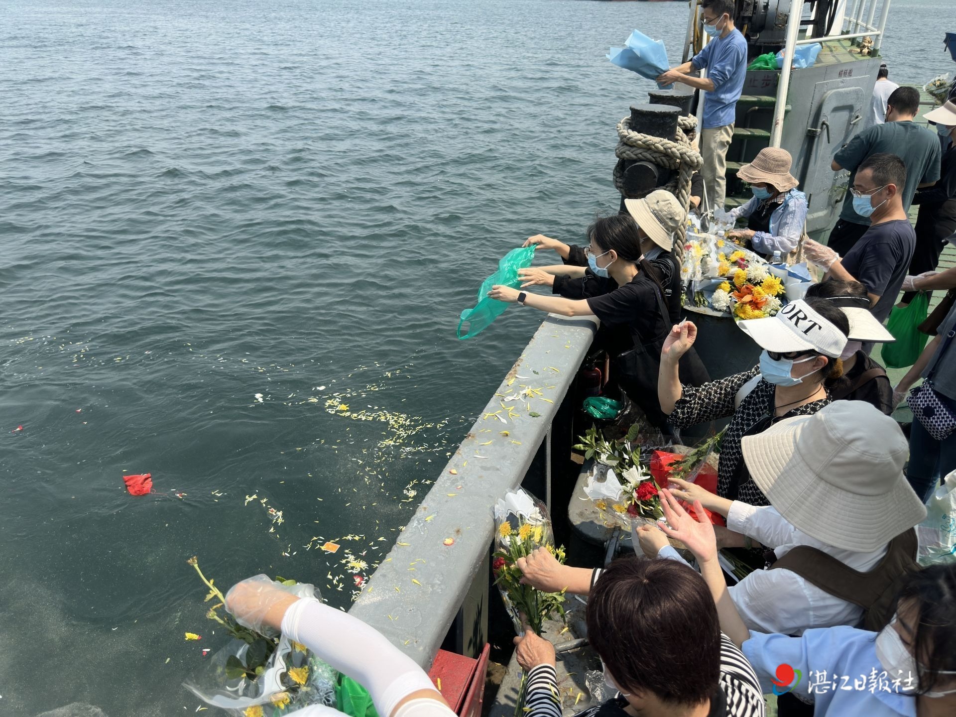 树葬海葬生态葬  清风流水寄哀思