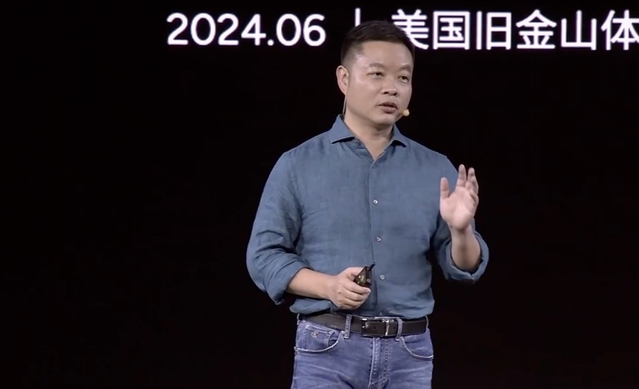 紧随特斯拉FSD，小鹏汽车落地端到端大模型