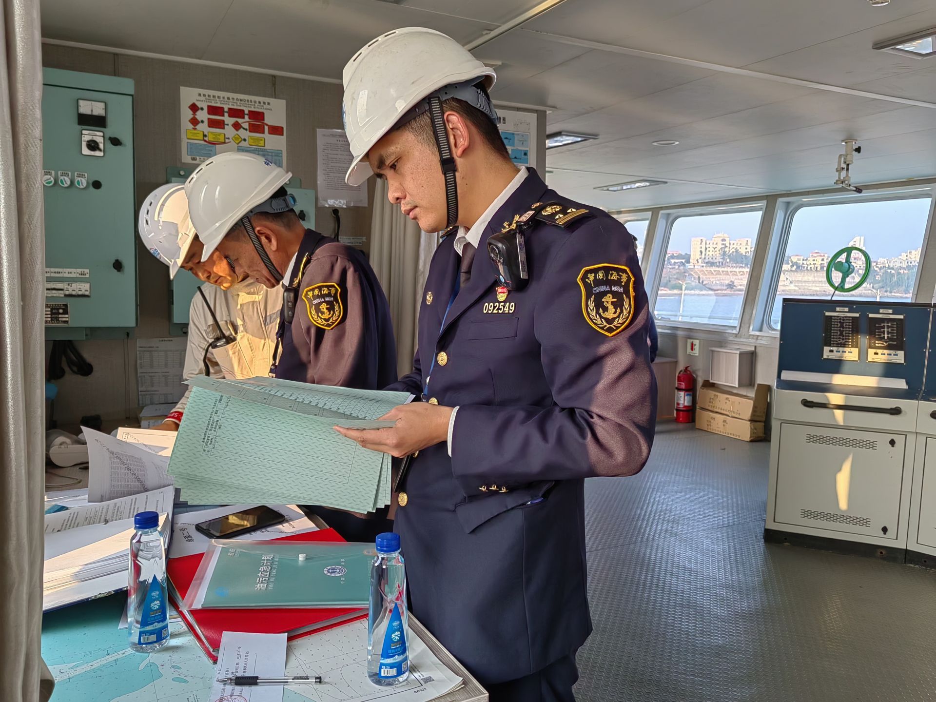 “体检”完成！琼州海峡最大艘新能源车专运船即将投入春运