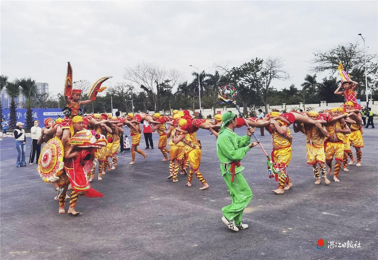 “非遗+土特产” 天南地北共襄“湛马”盛宴