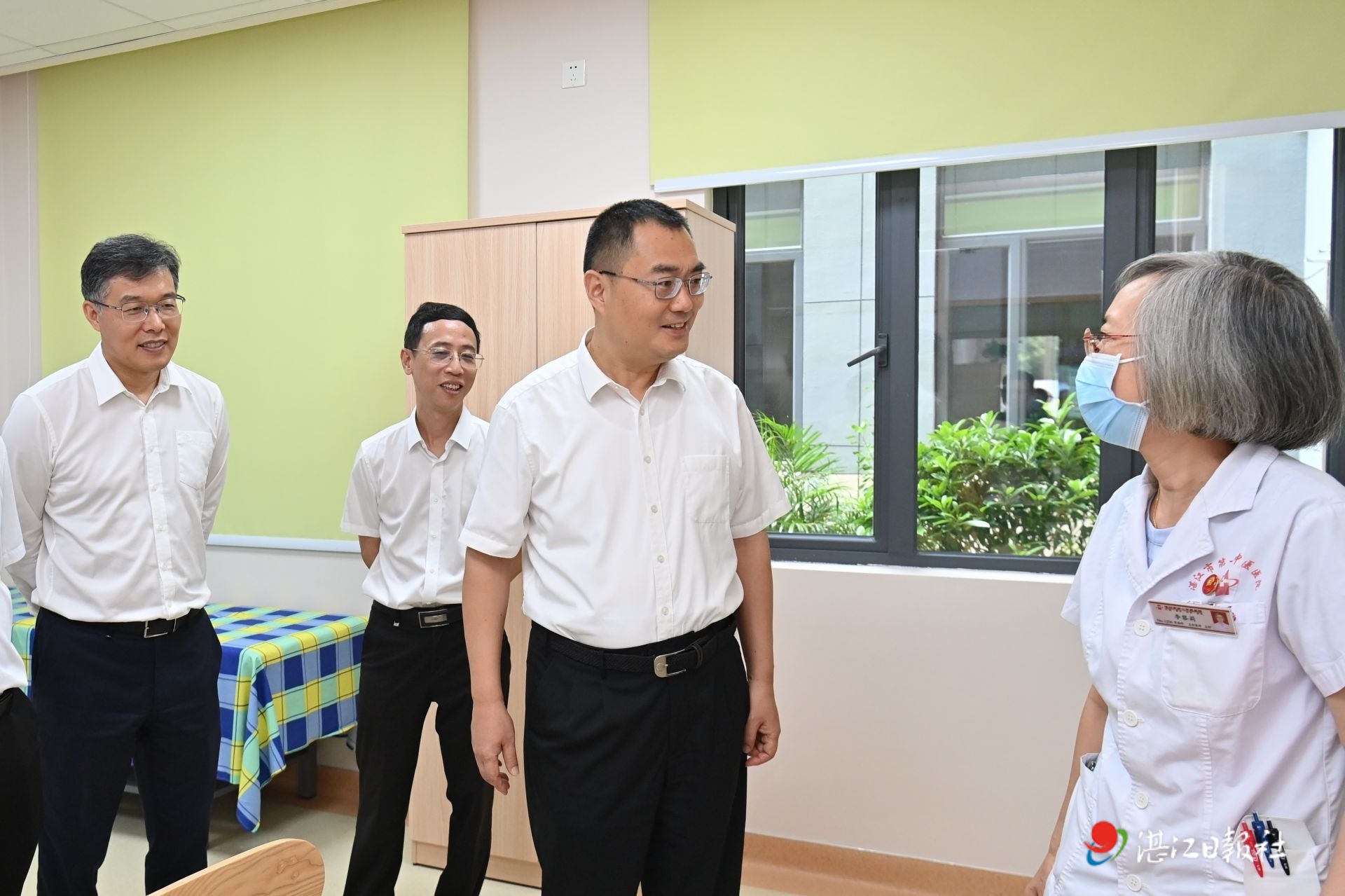 ​深入学习贯彻党的二十届三中全会精神  持续推动湛江卫生健康事业取得新突破