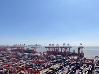 上海首次修改《国际航运中心建设条例》，共建辐射全球的航运枢纽