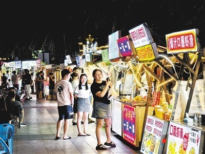 “天光街”海鲜美食放送不停
