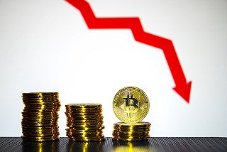 加密货币市场继续降温！知名交易所比特币价格闪崩至8900美元