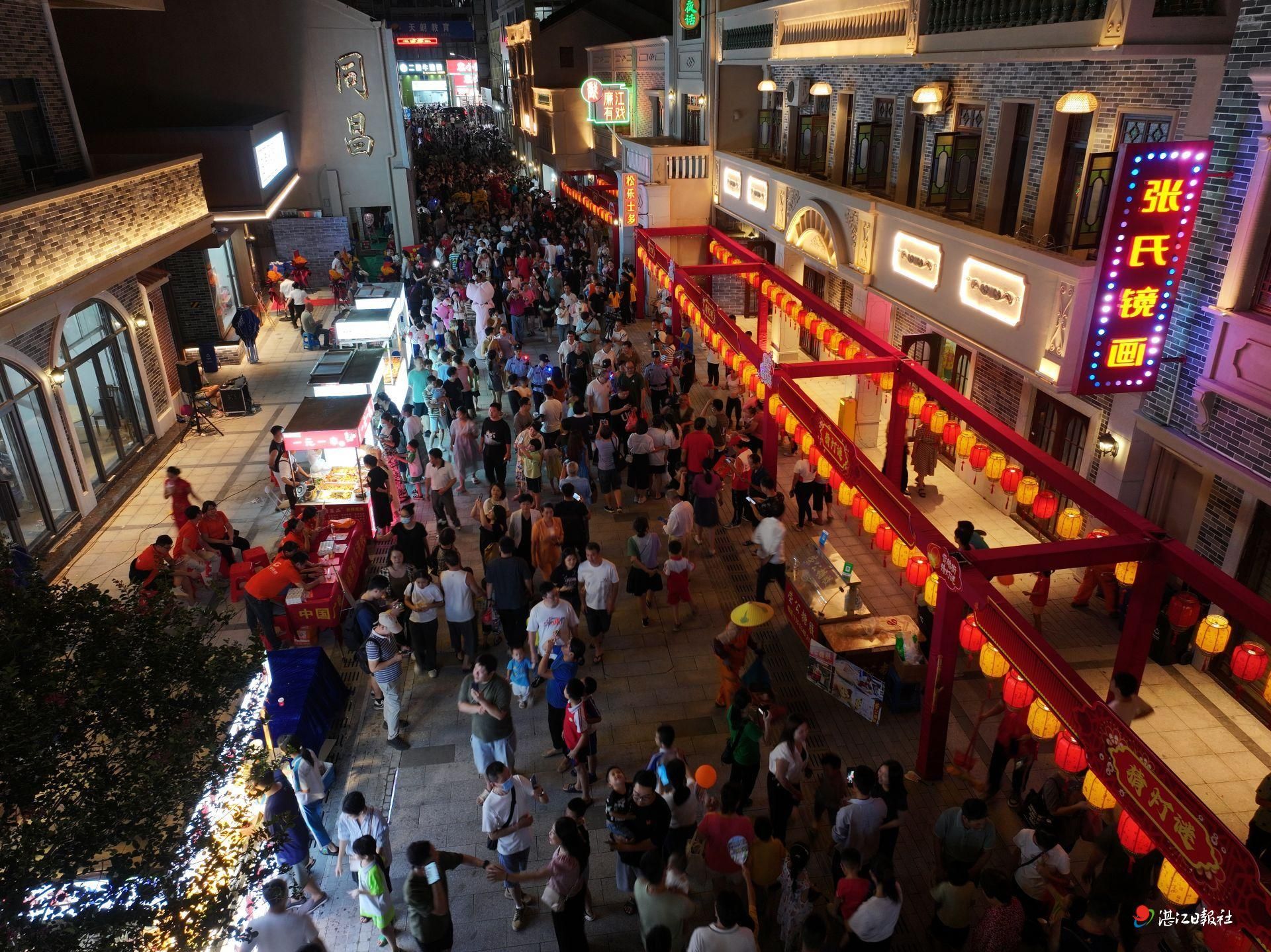 “鹅街”正式亮灯 廉江又增文旅新名片