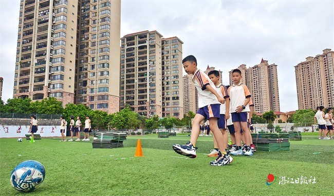 2024年湛江市义务教育阶段作业成果展示活动举行
