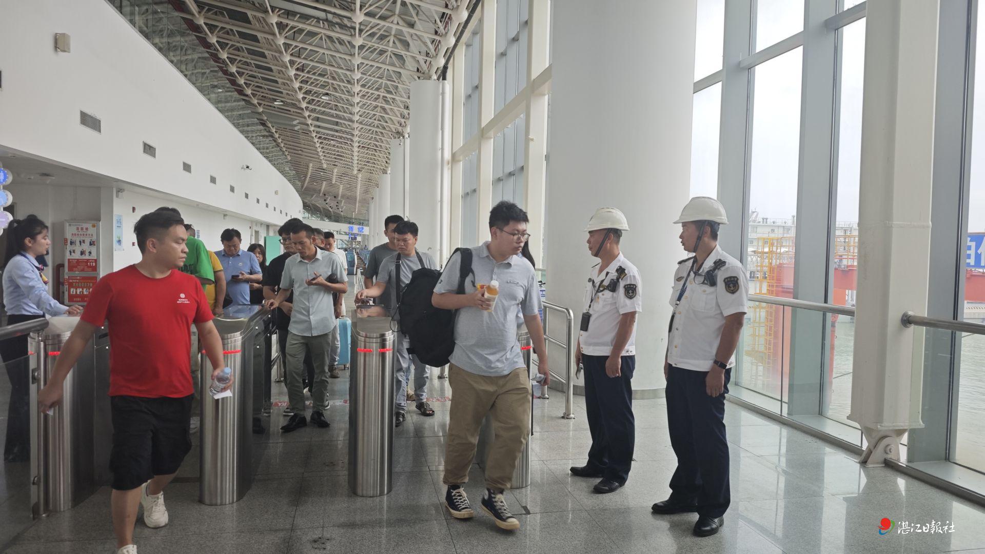 端午假期琼州海峡预计共发送旅客10万人次