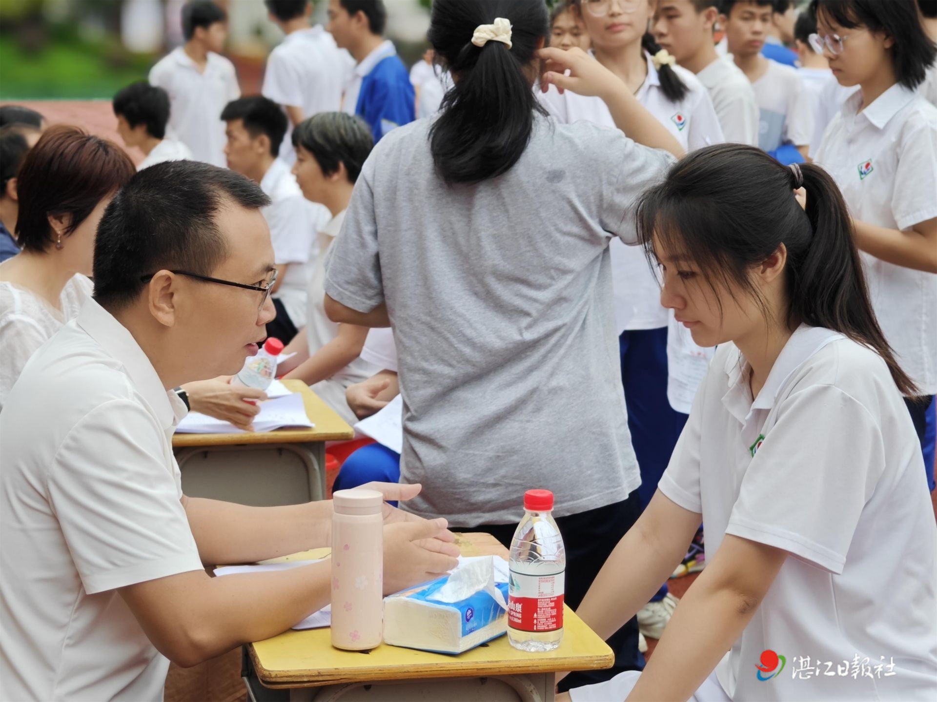汇聚“心”能量 蓄力迎高考