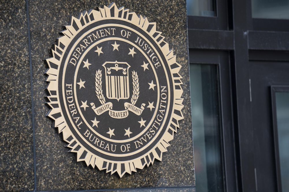 被批“腐败” FBI回怼国土安全部长“信口雌黄”
