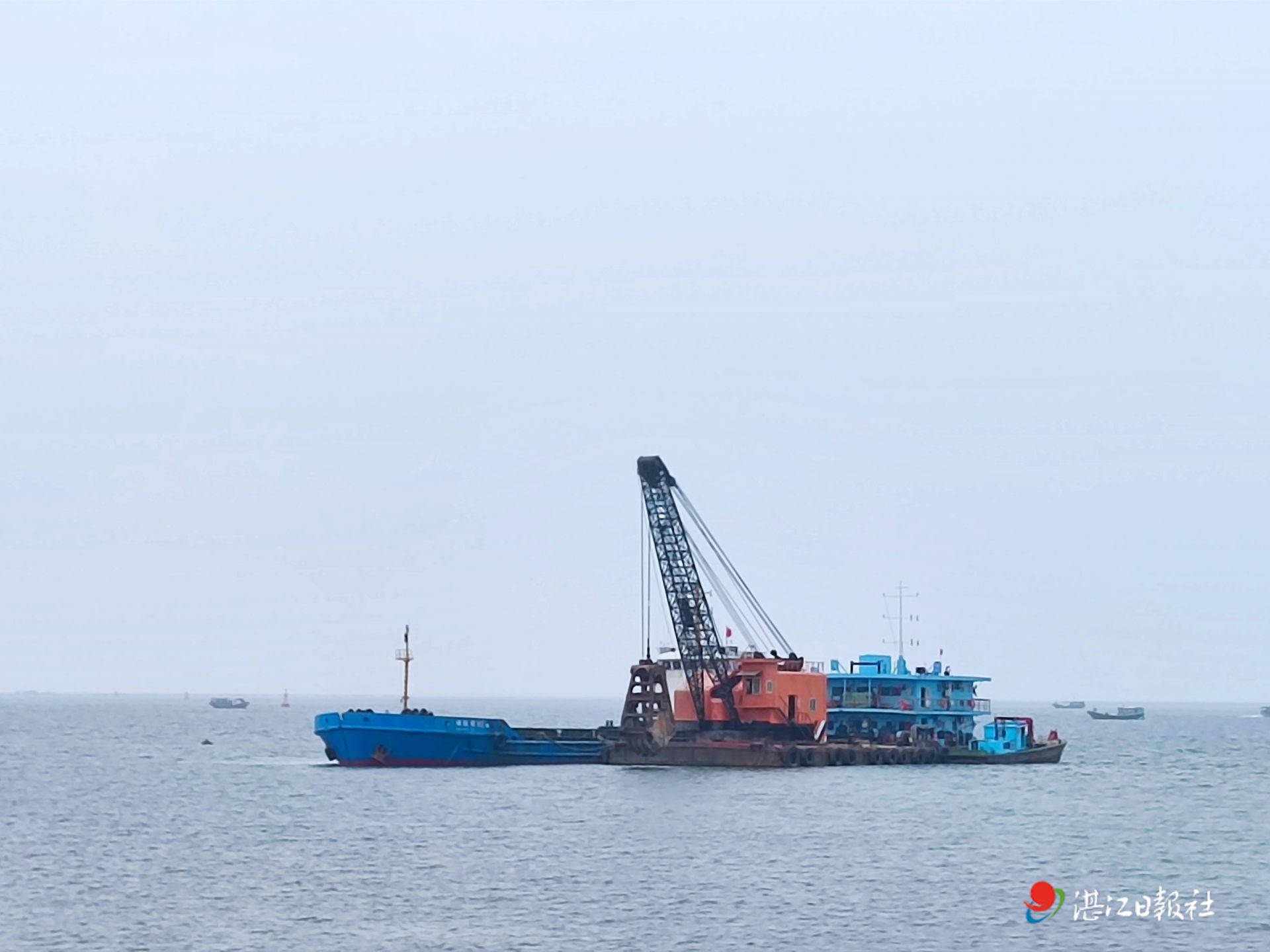湛江港宝满港区集装箱码头一期扩建工程顺利开工